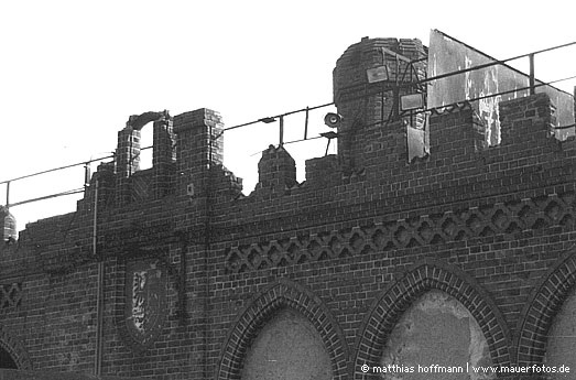 Mauerfoto: Grenzbrücke aus SO 36