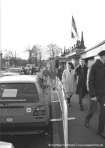 Mauerfoto: Überführung aus Wannsee